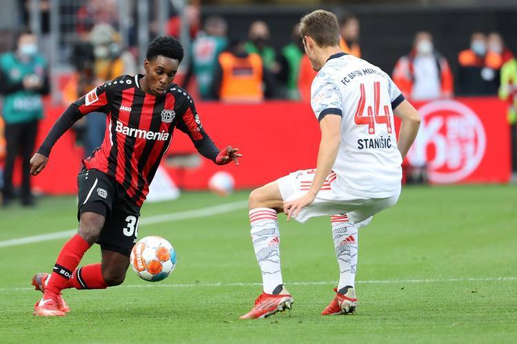 德甲争冠焦点战!勒沃库森主场对决科隆,冲击榜首 VS 稳固中游